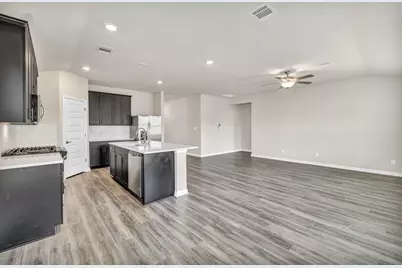 102 Greenspire Lane, Hutto, TX 78634 - Photo 22