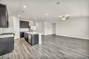 102 Greenspire Ln, Hutto, TX 78634 - Photo 22