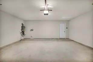 102 Greenspire Ln, Hutto, TX 78634 - Photo 12