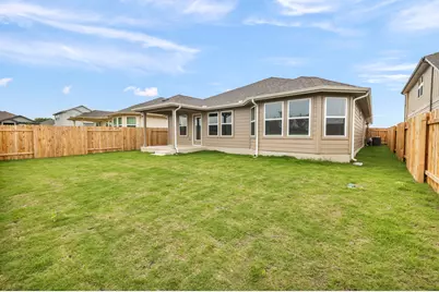 102 Greenspire Lane, Hutto, TX 78634 - Photo 32