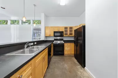 707 E 47th Street #B, Austin, TX 78751 - Photo 14