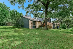 2607 Barton Hills Dr, Austin, TX 78704 - Photo 2