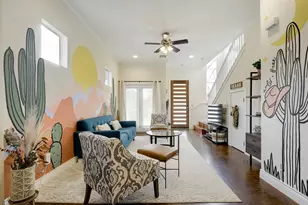 2206 E 14th St, Austin, TX 78702 - Photo 2