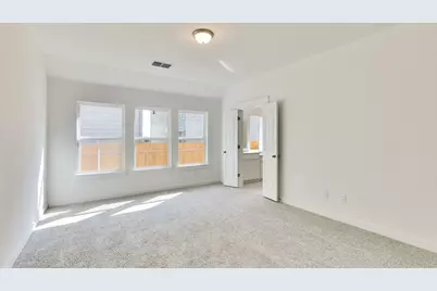 512 Bloomington Loop, Hutto, TX 78634 - Photo 12