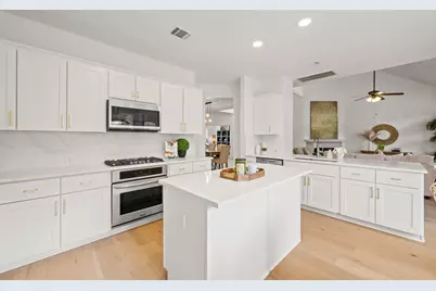 5212 Crystal Water Drive, Austin, TX 78735 - Photo 10