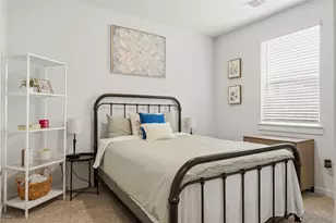 514 Clearlake Dr, Hutto, TX 78634 - Photo 10