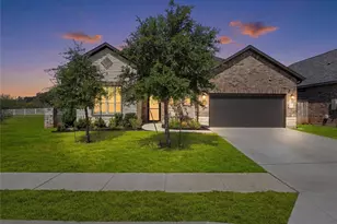 604 Academy Oaks Dr, San Marcos, TX 78666 - Photo 1