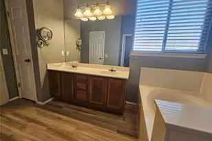 8506 Hillrock Dr, Round Rock, TX 78681 - Photo 4
