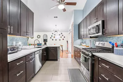 512 Edwards Drive, Round Rock, TX 78664 - Photo 14