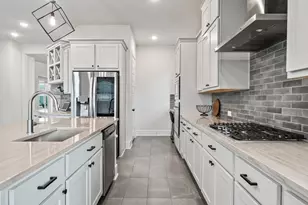 124 Low River Ln, Georgetown, TX 78628 - Photo 10