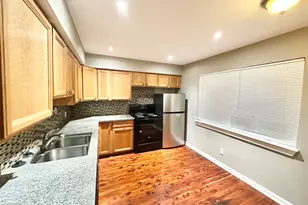 1302 S Quinlan Park Rd, Austin, TX 78732 - Photo 26