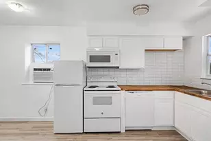 1302 S Quinlan Park Rd, Austin, TX 78732 - Photo 12