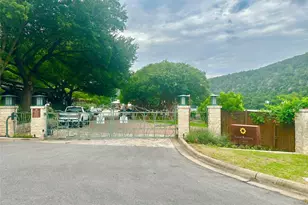 1302 S Quinlan Park Rd, Austin, TX 78732 - Photo 10