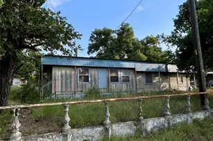 510 Beaver St, Tow, TX 78672 - Photo 2