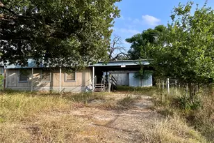 510 Beaver St, Tow, TX 78672 - Photo 1