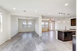 13514 Pyrite Dr, Austin, TX 78729 - Photo 6