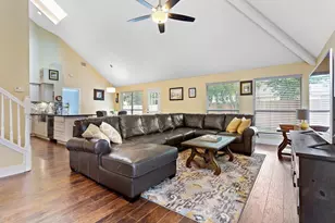 8203 Miller Falls Dr, Round Rock, TX 78681 - Photo 10