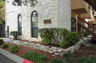 2714 Nueces St, Austin, TX 78705 - Photo 2