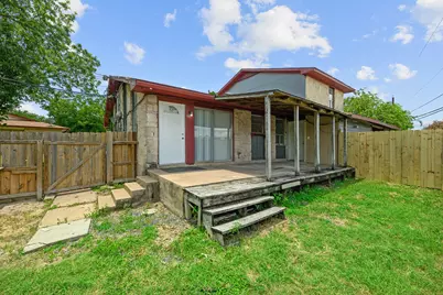 202 Northcrest Circle #D, Austin, TX 78752 - Photo 4