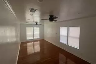 2415 W 10th St, Austin, TX 78703 - Photo 6