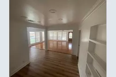 2415 W 10th Street, Austin, TX 78703 - Photo 2