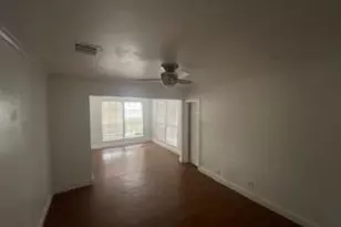 2415 W 10th St, Austin, TX 78703 - Photo 4