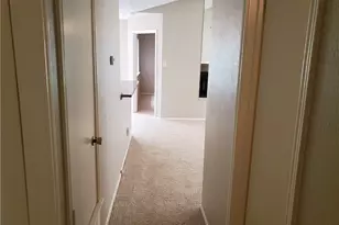 1825 Rainy Meadows Dr, Austin, TX 78758 - Photo 16