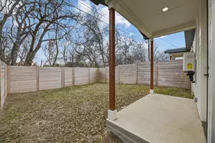 2009 Iroquois Ln, Austin, TX 78741 - Photo 16