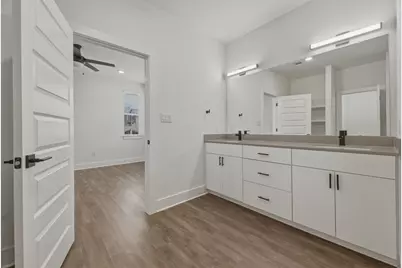 2009 Iroquois Lane #B, Austin, TX 78741 - Photo 14