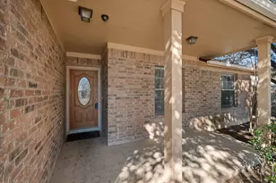 1402 Quicksilver Cir, Round Rock, TX 78665 - Photo 4