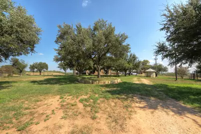 6887 Von Ormy Road, Von Ormy, TX 78073 - Photo 4