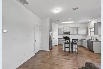 417 Greatest Gift Way, Jarrell, TX 76537 - Photo 6
