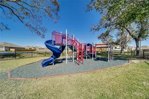 207 Watercourse Wy, Bastrop, TX 78602 - Photo 28