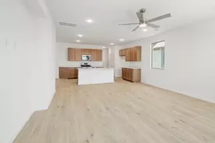 210 Hornet St, Elgin, TX 78621 - Photo 56
