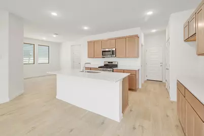 210 Hornet Street, Elgin, TX 78621 - Photo 12