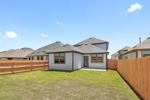 210 Hornet St, Elgin, TX 78621 - Photo 30