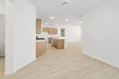 210 Hornet Street, Elgin, TX 78621 - Photo 8