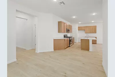 210 Hornet Street, Elgin, TX 78621 - Photo 8