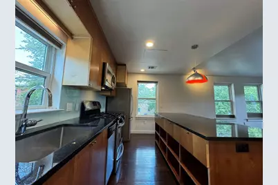 1208 E 2nd Street #B, Austin, TX 78702 - Photo 6