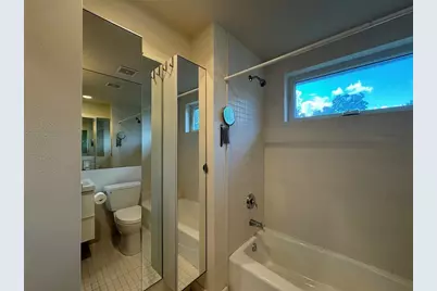 1208 E 2nd Street #B, Austin, TX 78702 - Photo 22