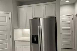 316 McLintock Rd, Jarrell, TX 76537 - Photo 6