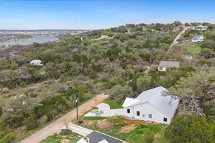 405 Taylor Dr, Horseshoe Bay, TX 78657 - Photo 8