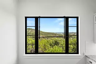 211 Honey Creek Ct, Austin, TX 78738 - Photo 14