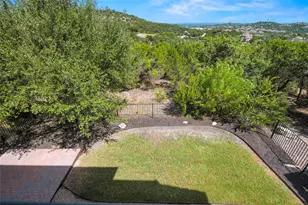 211 Honey Creek Ct, Austin, TX 78738 - Photo 24