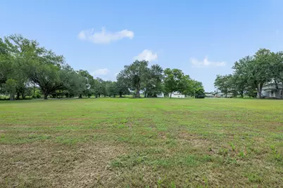 320 Douglas Street #2, Lexington, TX 78947 - Photo 12