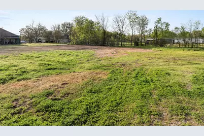 320 Douglas Street #2, Lexington, TX 78947 - Photo 6