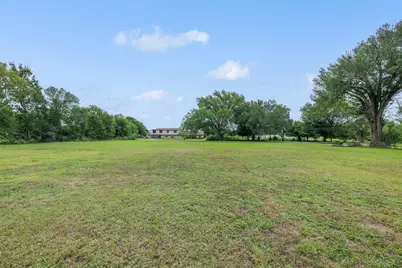 320 Douglas Street #2, Lexington, TX 78947 - Photo 14