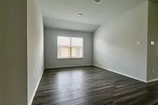 180 Pivot Dr, Taylor, TX 76574 - Photo 16