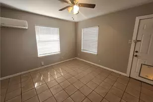607 Nelray B Blvd, Austin, TX 78751 - Photo 4