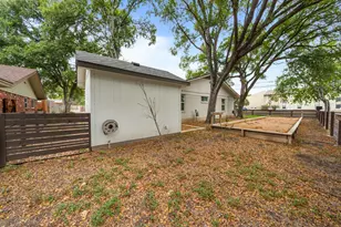 2507 Western Trails Blvd, Austin, TX 78745 - Photo 36